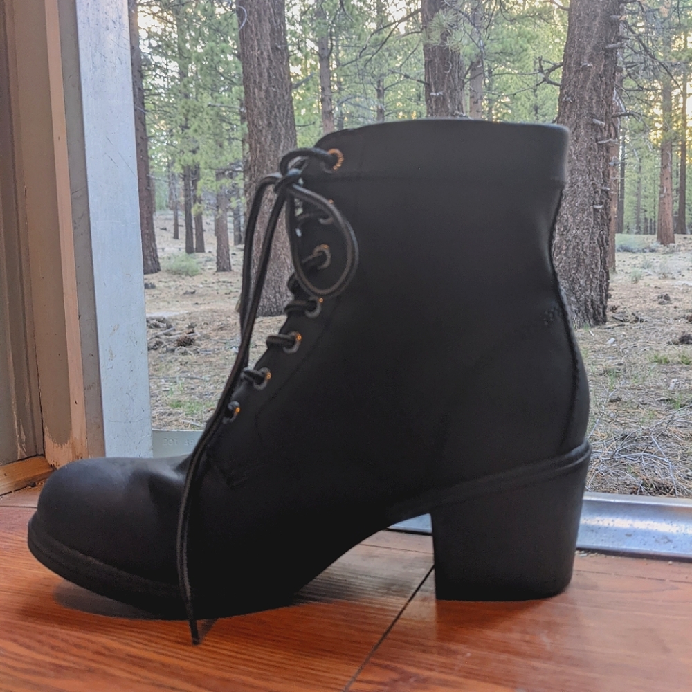 Kodiak leather heeled boots
